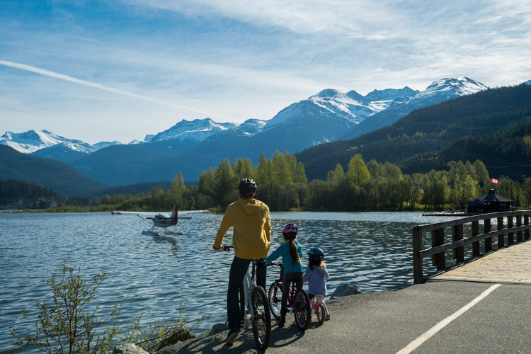 Family bike on the valley trail