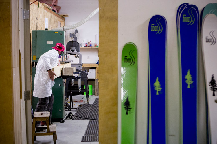Foon Skis being made