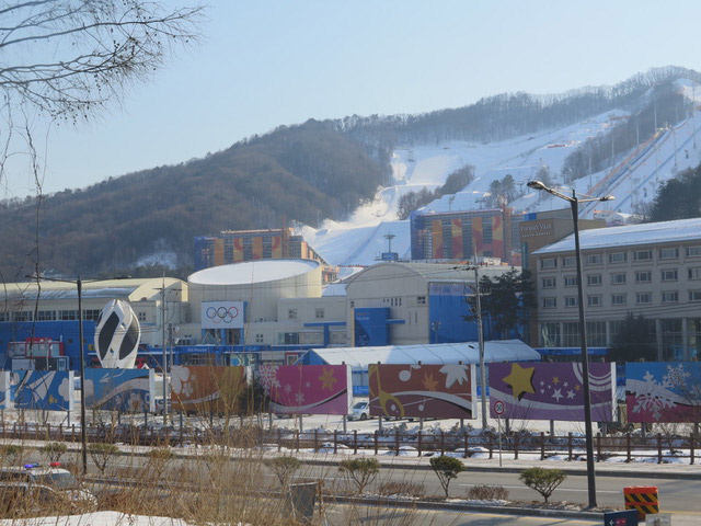  Base area of the Phoenix Ski ParK