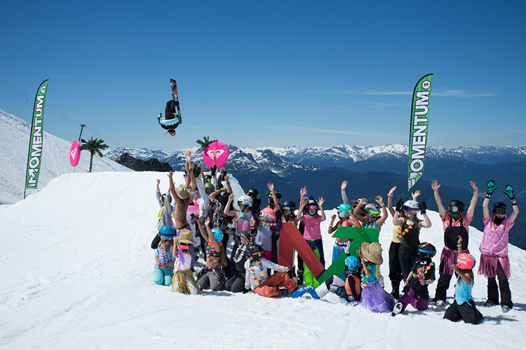 Group of kids having fun at Momentum Ski and Snowboard Camps