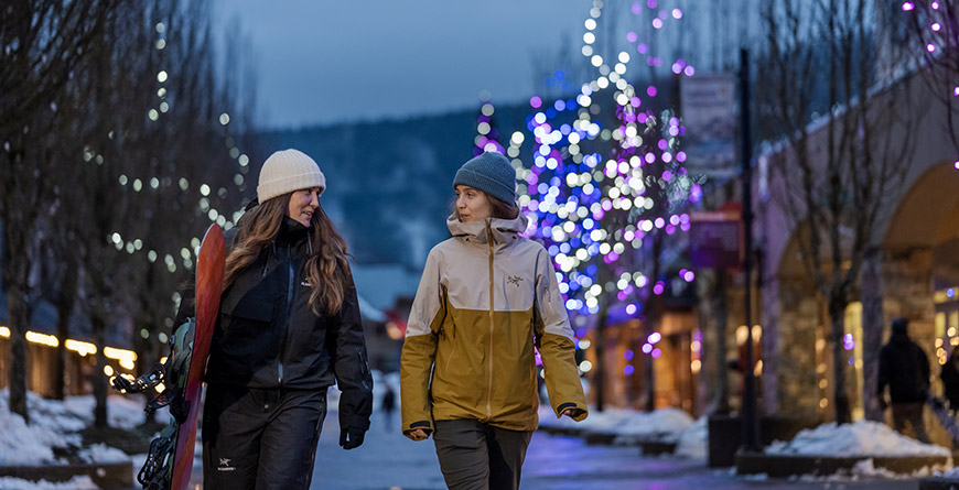 Couple shopping on the Village Stroll in Whistler